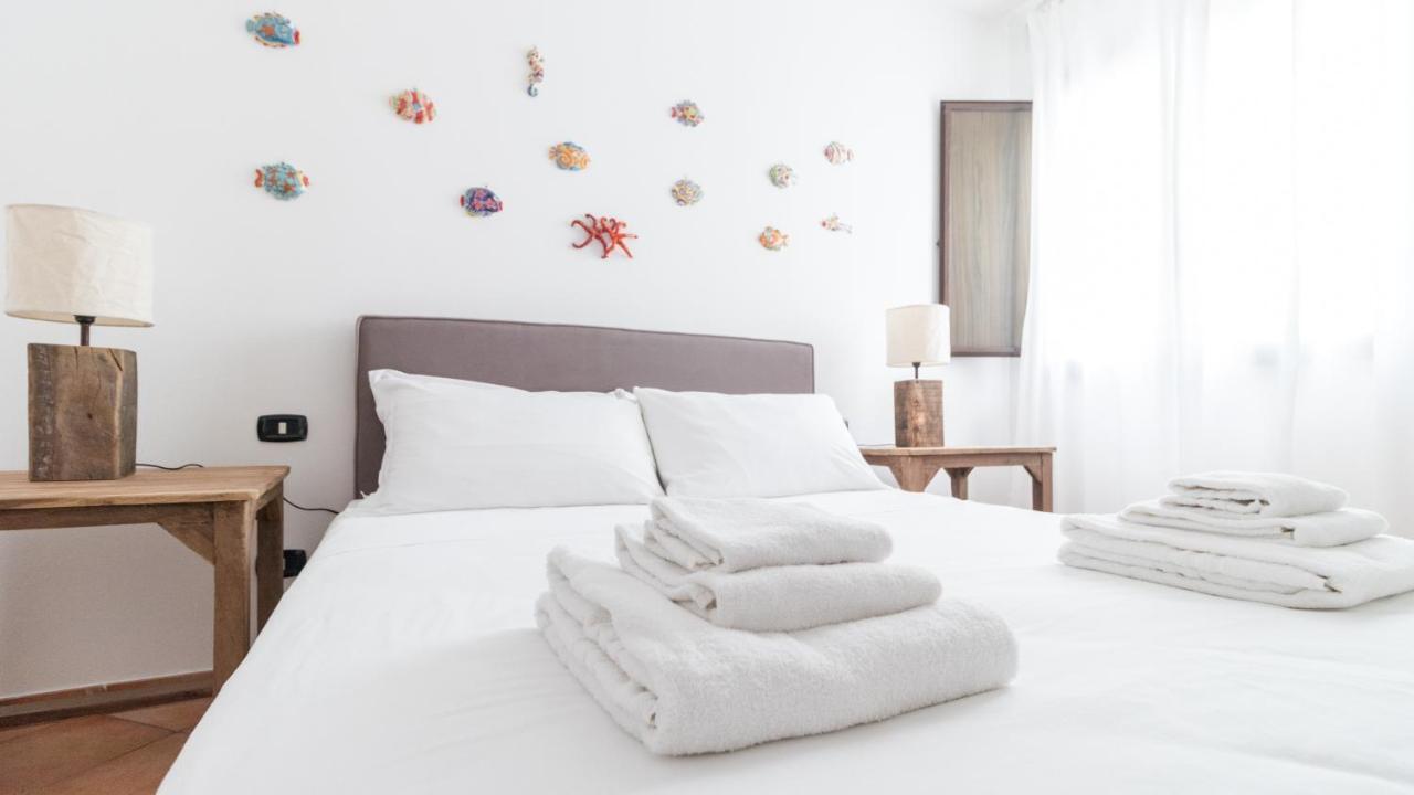 Italianway - Ottoventi Apartments ランペドゥーザ エクステリア 写真